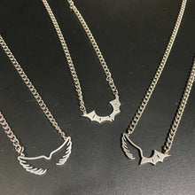 Cargar imagen en el visor de la galería, Collares de Duki