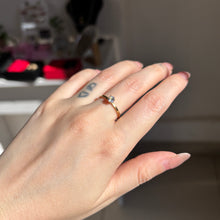 Cargar imagen en el visor de la galería, Anillo de Promesa