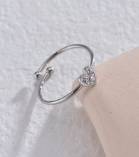 Cargar imagen en el visor de la galería, Anillo Corazón