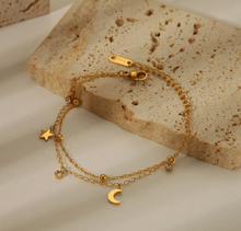 Cargar imagen en el visor de la galería, Pulsera Luna & Estrella