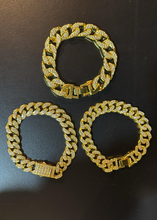Cargar imagen en el visor de la galería, Collares y pulseras Cubanas
